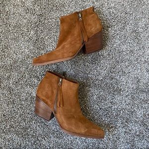 Tan suede Sam Edelman ankle booties size 9